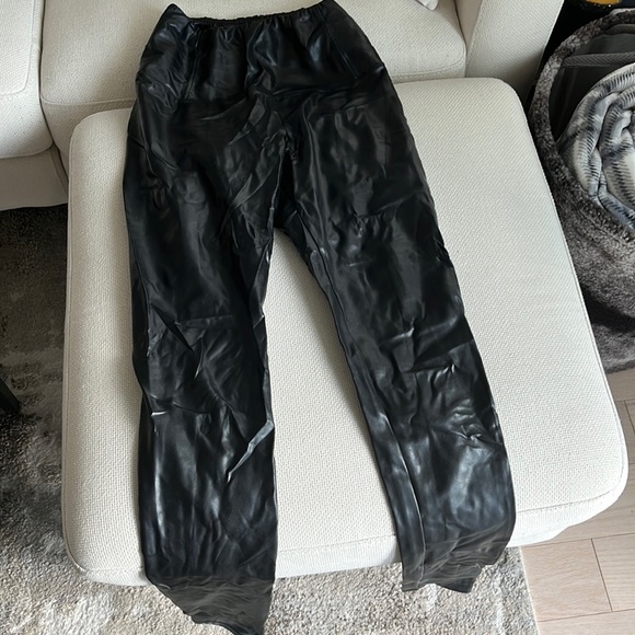 Daria XS Wilfred Leather leggings - Picture 1 of 3